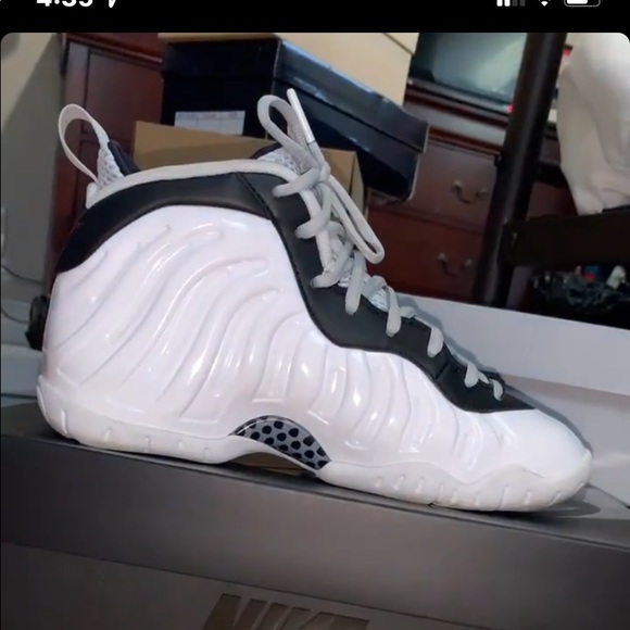 foamposite pro chrome white